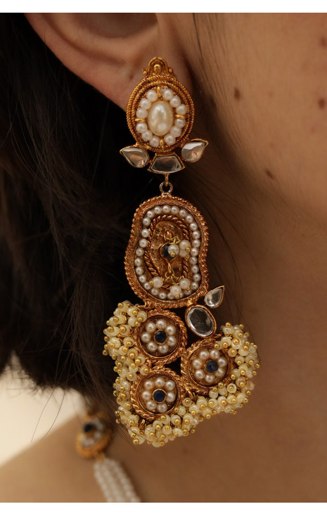 Ayra (Earrings) 